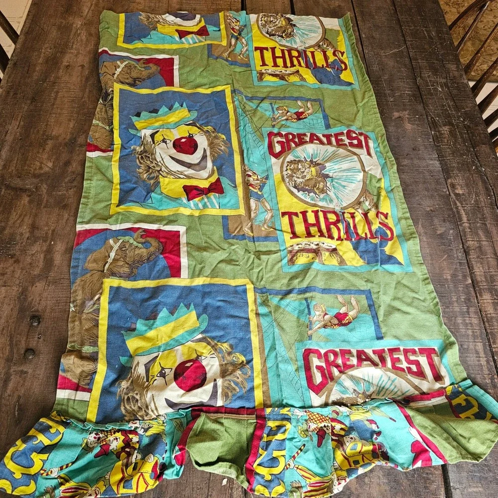 MCM‎ Vintage Circus Valance Curtain Panel Greatest Thrill Clown Elephant Ruffle